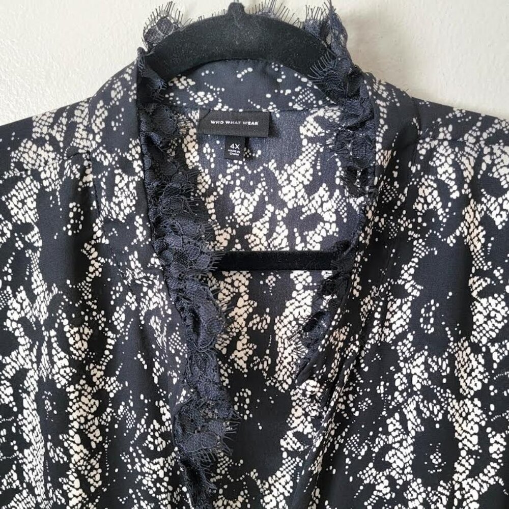 WHO WHAT WEAR Sleeveless Lace Collar Blouse | Size 4X - Picture 3 of 6
